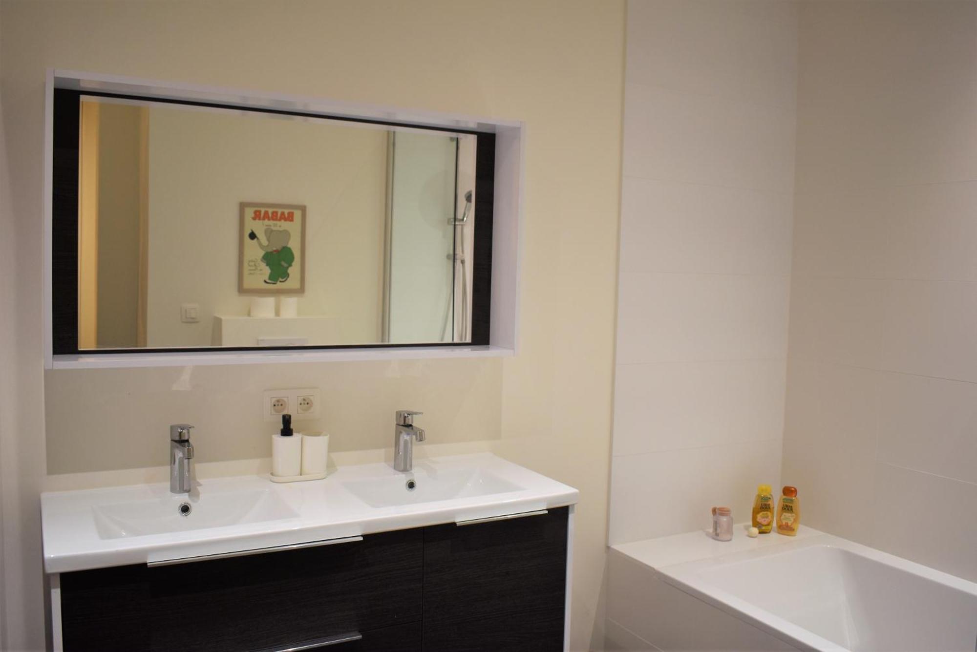 Luxury 2 Bedroom - Antwerp City Centre Екстериор снимка
